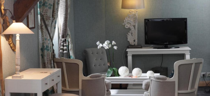 Chateau de Fere 5* в Пикардии.