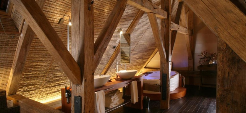 Chateau de Fere 5* в Пикардии.