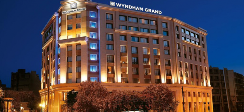Wyndham Grand Athens 5* в Афинах.