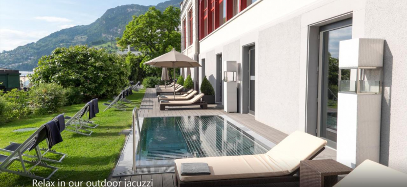 Vitznauerhof 4* на берегу Люцернского озера.