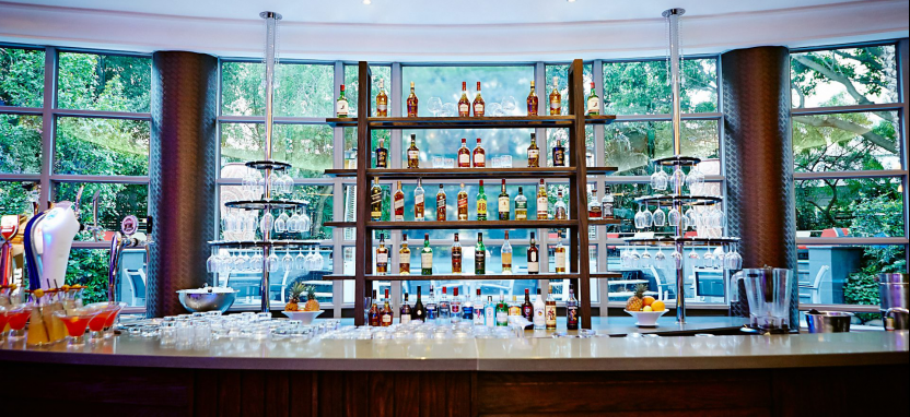 Southern Sun Waterfront Hotel в Кейптауне забронировать отель.