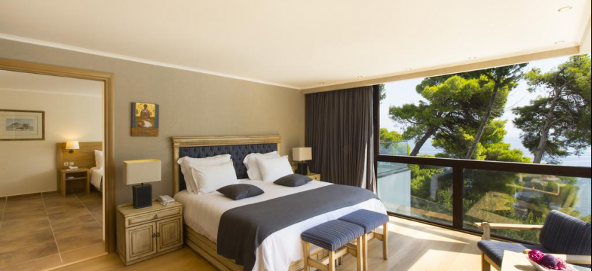 Corfu Holiday Palace Resort & Spa 5* на острове Корфу.