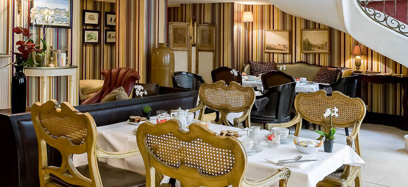 Отель Chateaubriand в Париже забронировать отель.