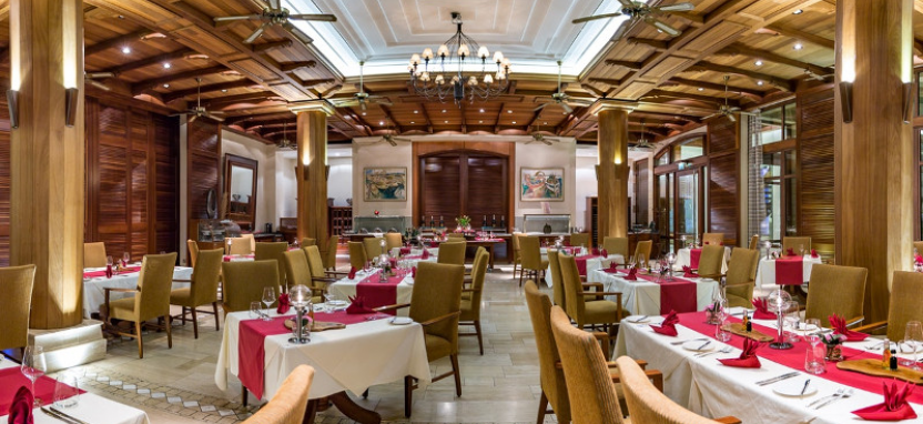 Columbia Beach Resort 5* в Писсури (Лимассол)