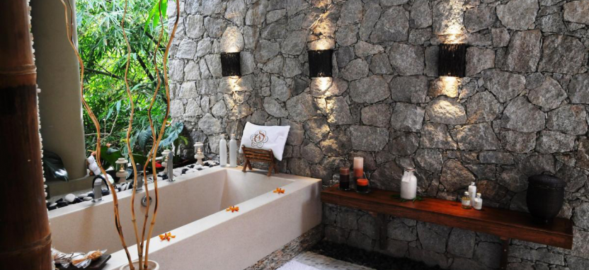 Le Domaine de L’Orangeraie 5* (о. Ла-Диг)