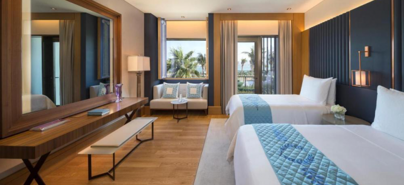 Caesars Palace Dubai 5*