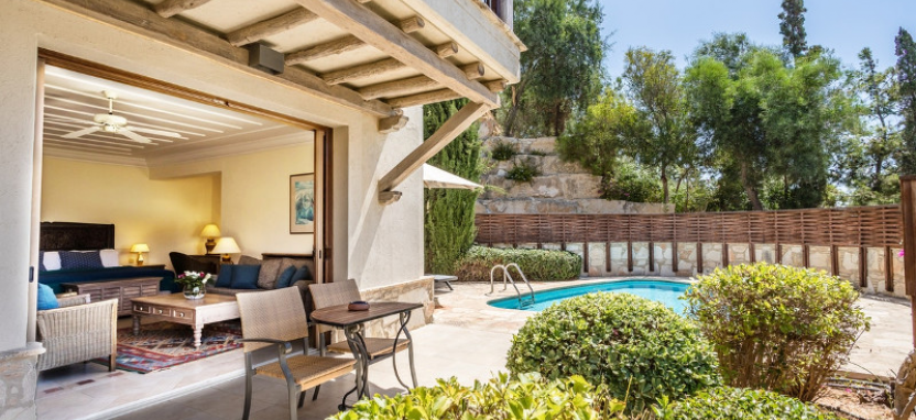 Columbia Beach Resort 5* в Писсури (Лимассол)