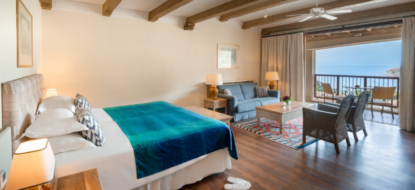 Columbia Beach Resort 5* в Писсури (Лимассол)