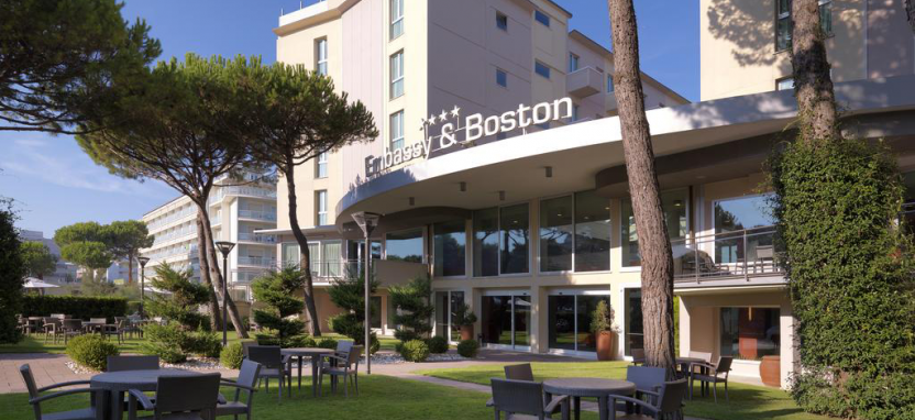 Embassy & Boston в Милано Мариттима забронировать отель.