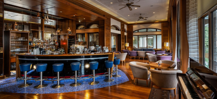 Columbia Beach Resort 5* в Писсури (Лимассол)