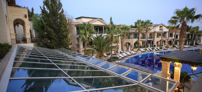 Columbia Beach Resort 5* в Писсури (Лимассол)