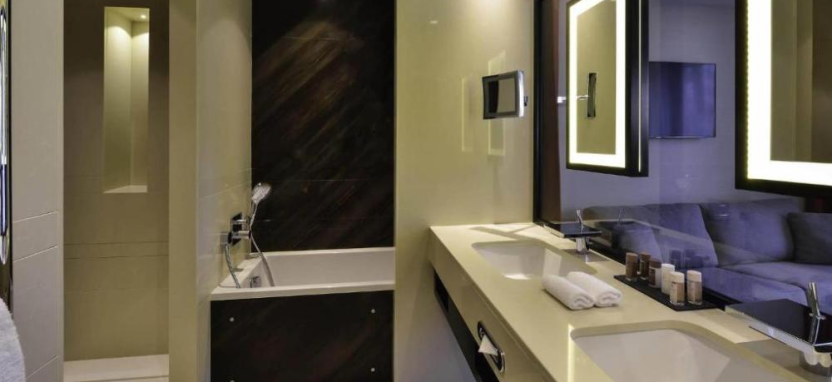 Grand Hôtel La Cloche Dijon - MGallery Collection 5* (Дижон)