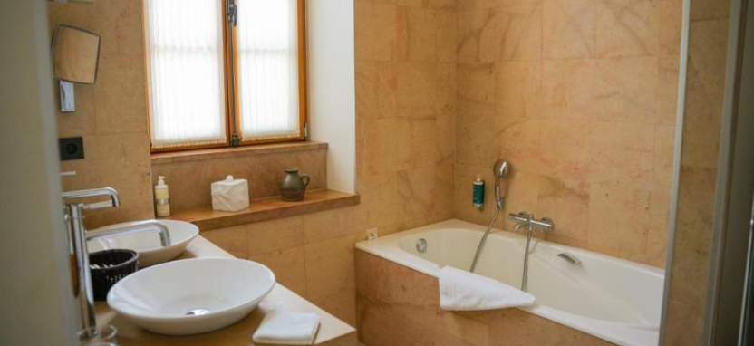 Hostellerie de Levernois 5* (Левенуа, Бургундия)