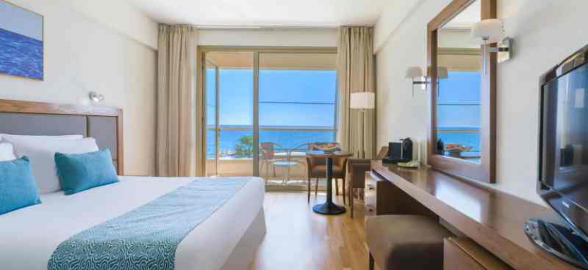 Golden Tulip Golden Bay Beach Hotel 5* в Ларнаке