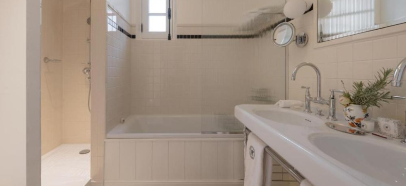 Les Sources de Vougeot 5* (ex. Chateau de Gilly) (Вужо)