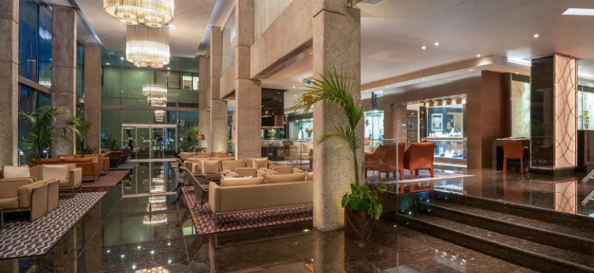 Amathus Beach Hotel Limassol 5* на острове Кипр.