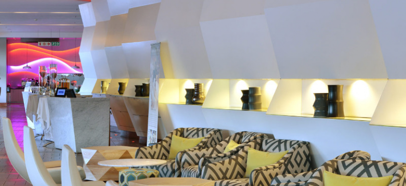 Radisson Blu Sandton Hotel забронировать отель.