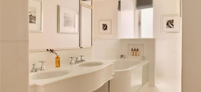 The Connaught London 5*