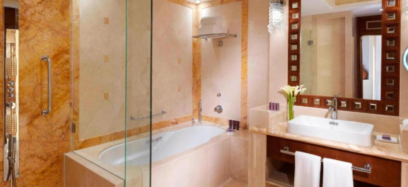 Al Bustan Palace, A Ritz-Carlton Hotel 5*