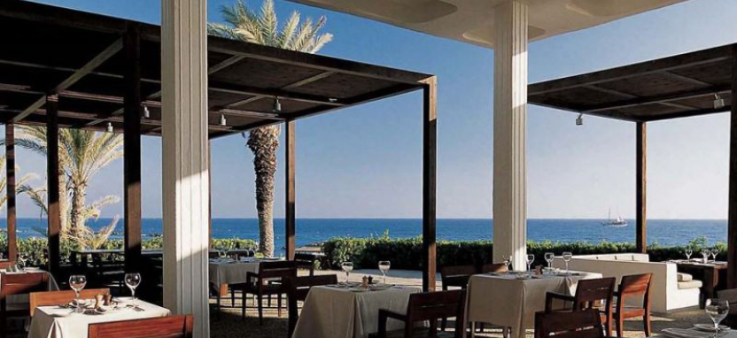 Almyra 5* отель в Пафосе на острове Кипр.