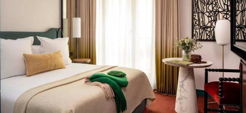 Bel-Ami 5* в Париже