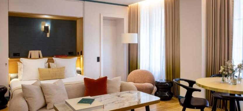 Bel-Ami 5* в Париже