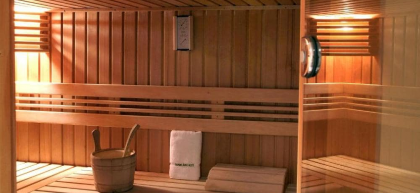 Bel-Ami 5* в Париже