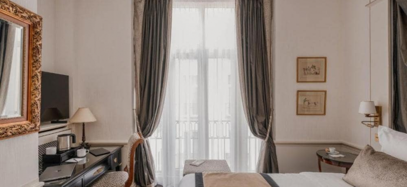 Napoleon Paris 5* в Париже