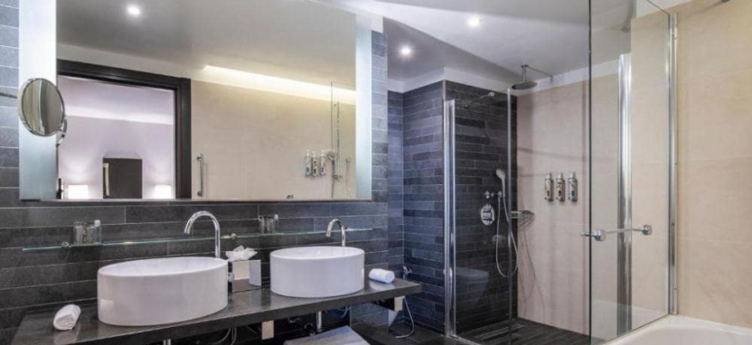 Renaissance Arc de Triomphe 5* в Париже