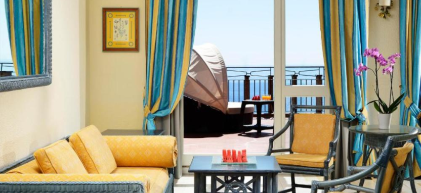 Una Hotels Capotaormina в Таормине на острове Сицилия