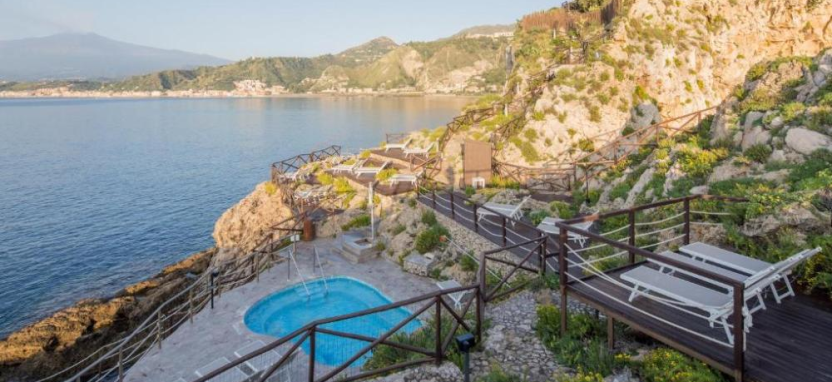 Una Hotels Capotaormina в Таормине на острове Сицилия