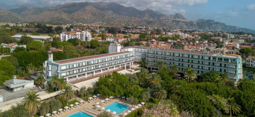 Una Hotels Naxos Beach 4* в Джардини Наксос на острове Сицилия