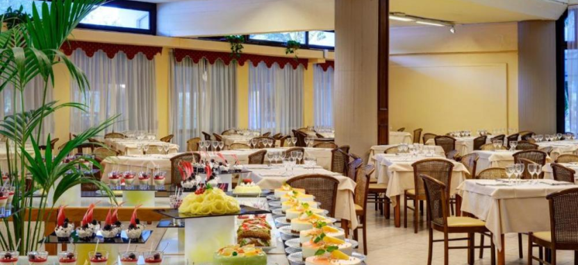 Una Hotels Naxos Beach 4* в Джардини Наксос на острове Сицилия