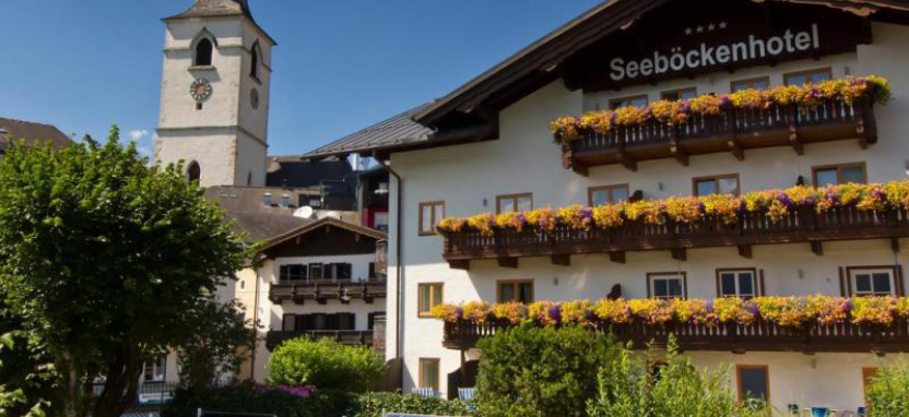 Seebockenhotel Zum Weissen Hirschen на озере Вольфганг-Зее.