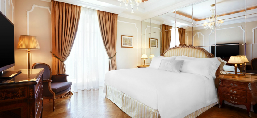 King George, A Luxury Collecation в Афинах забронировать отель.