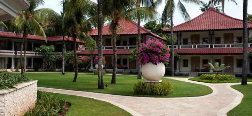 Holiday Inn Resort Baruna Bali 5*
