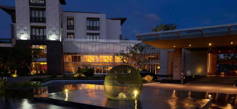 Pullman Bali Legian Beach 5* (Кута)