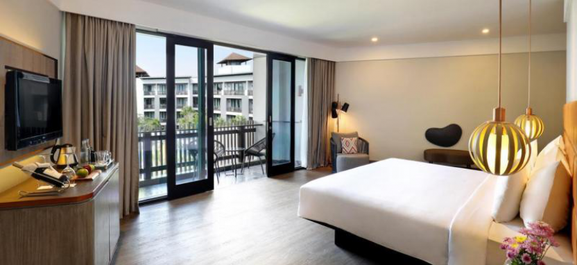 Pullman Bali Legian Beach 5* (Кута)