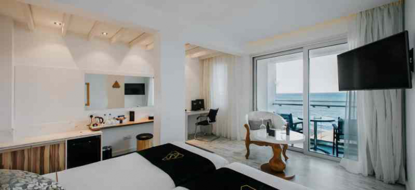 The Ciao Stelio Deluxe 5* в Ларнаке