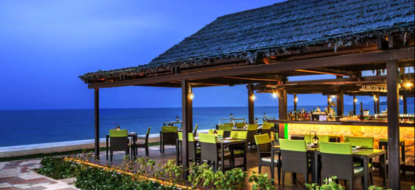 Le Meridien Al Aqah Beach Resort 5* в Фуджейре.