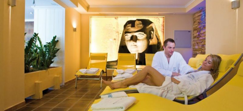 Отель Alpina Thermenhotels Gastein в Бад Хофгастайне забронировать отель.