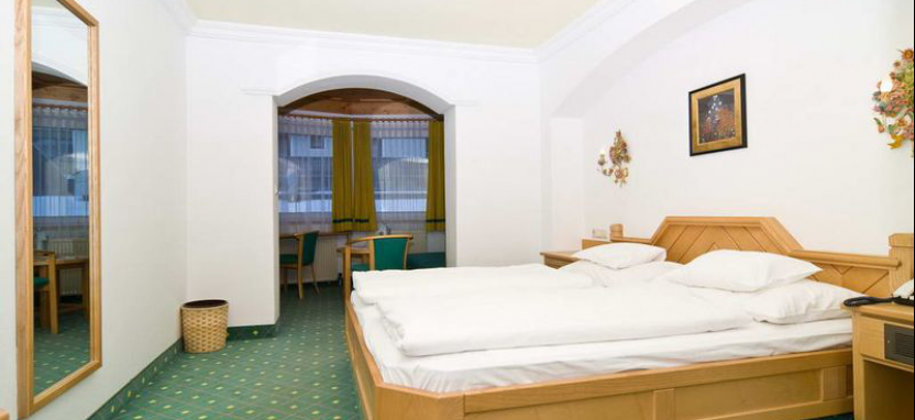 Отель Neuhaus в Заальбахе забронировать отель.