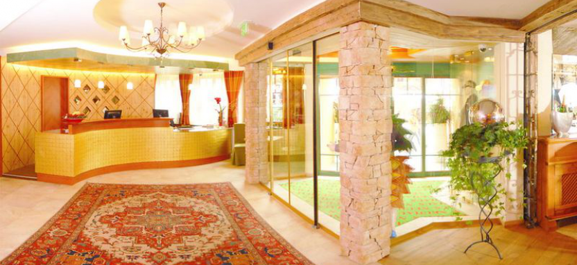 Отель Neuhaus в Заальбахе забронировать отель.