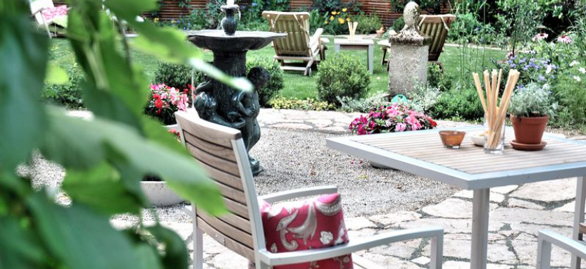 Отель Crowne Plaza Salzburg - The Pitter забронировать отель.