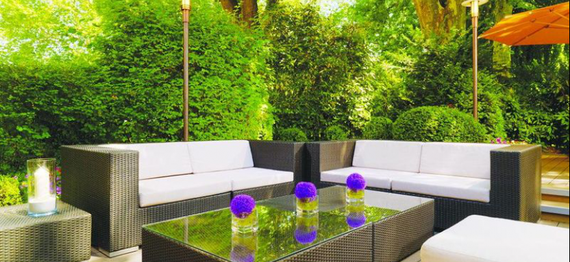 Отель Crowne Plaza Salzburg - The Pitter забронировать отель.