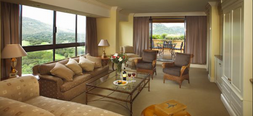 The Cascades Hotel в Сан Сити забронировать отель.