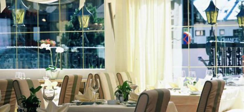 Hotel Regina в Зельдене забронировать отель.