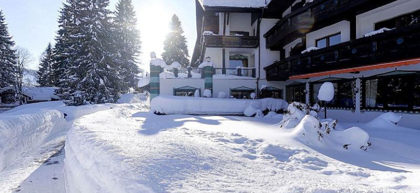 Astoria Relax & Spa в Зеефельде забронировать отель.