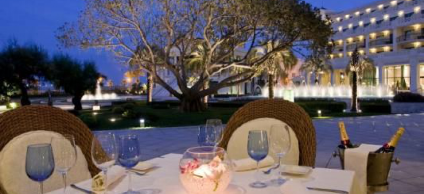 Hotel Las Arenas Balneario Resort 5* в Валенсии