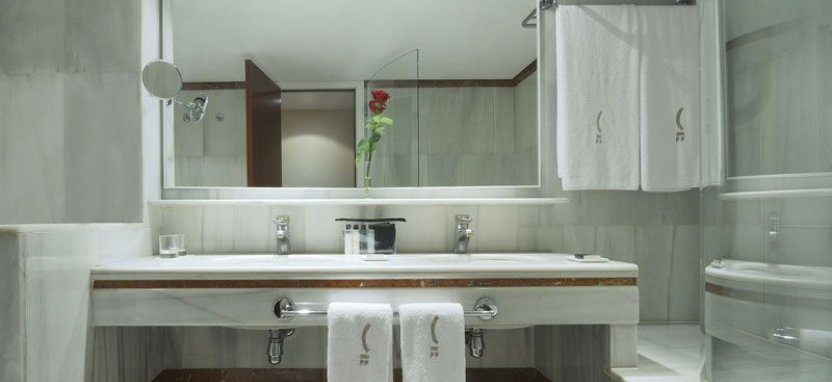 Claris Hotel & Spa 5* в Барселоне